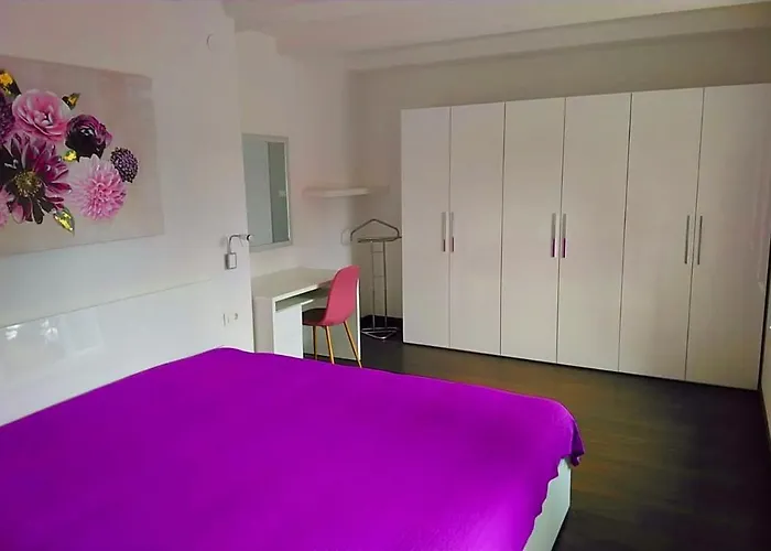 아파트 Lili Mar, 2-bedroom With Private Parking *