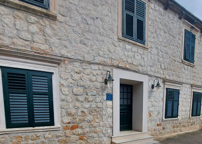 아파트 Lili Mar, 2-bedroom With Private Parking